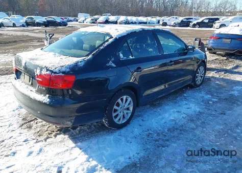 2011 Volkswagen Jetta 2.5L Se z USA, uszkodzony, nr VIN 3VWDZ7AJ7BM349967